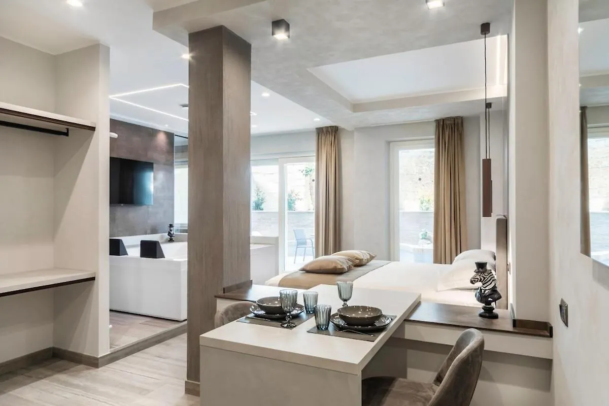 Deluxe Wellness Apartment E2 Rome