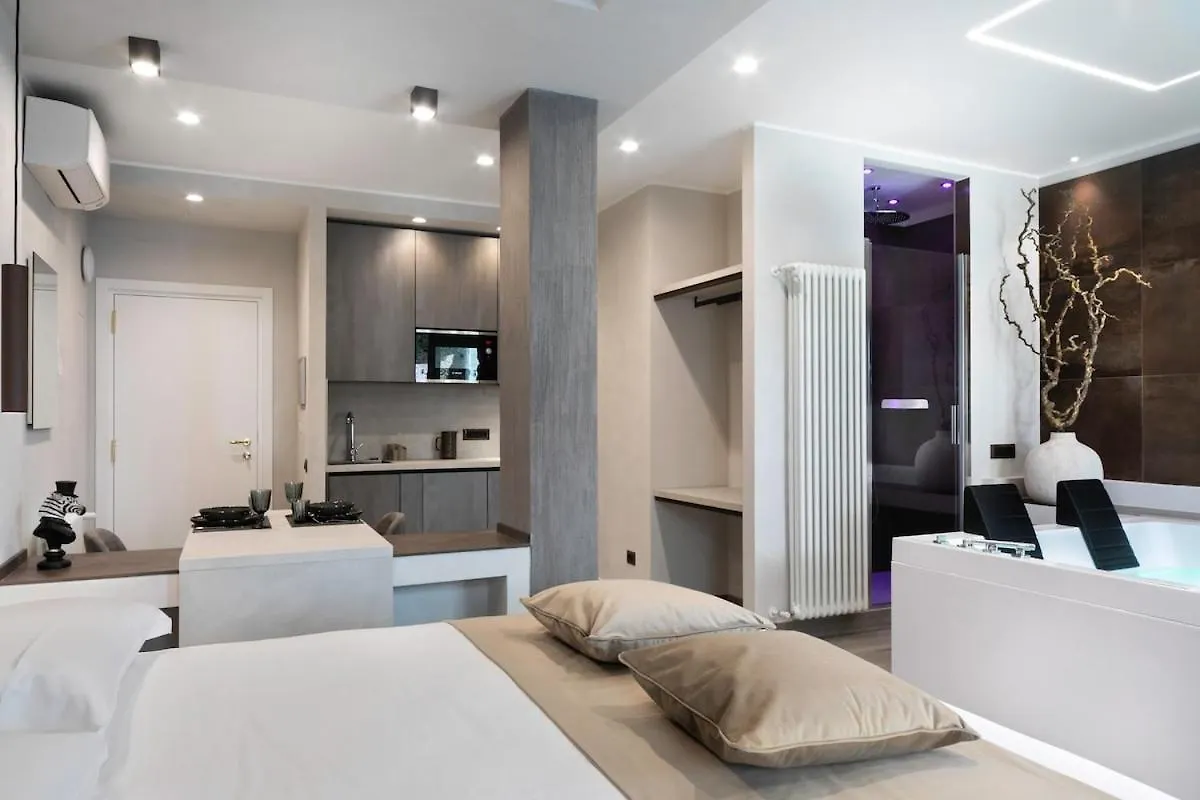 Deluxe Wellness Apartment E2 Rome
